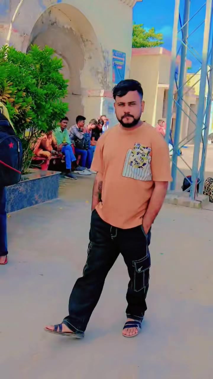 @🖤Gopi_patel☺️