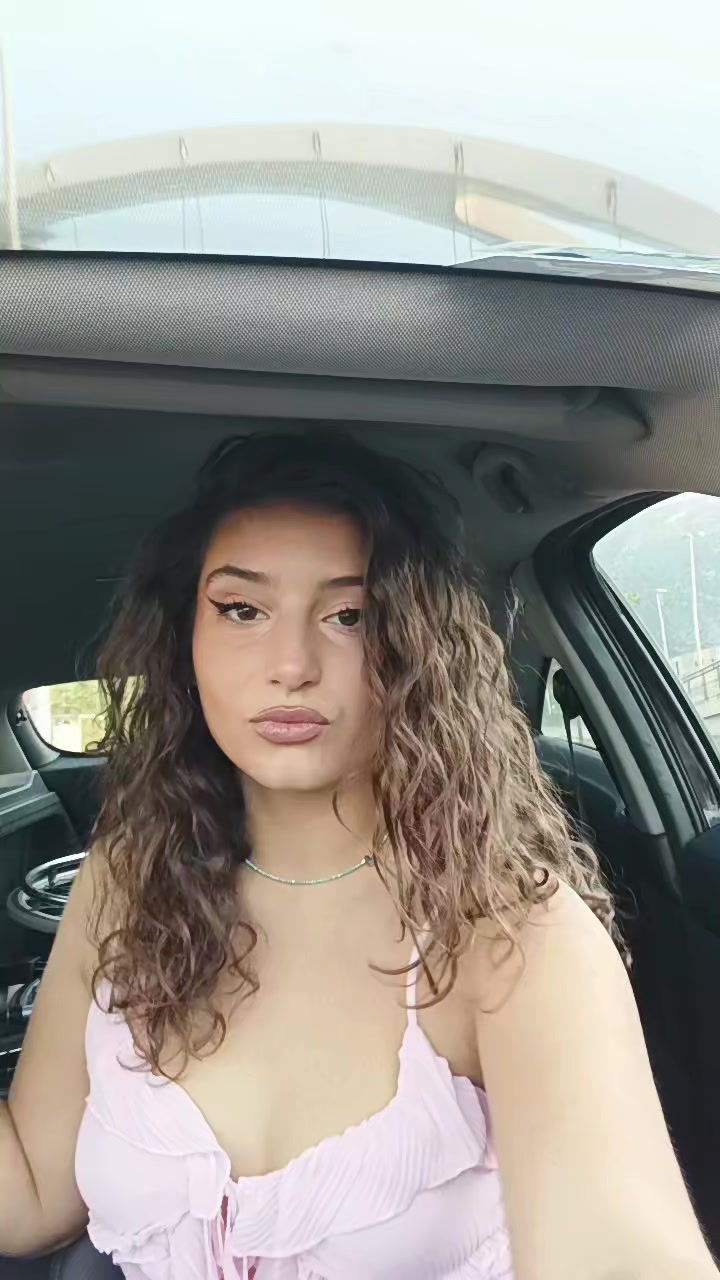 @T B