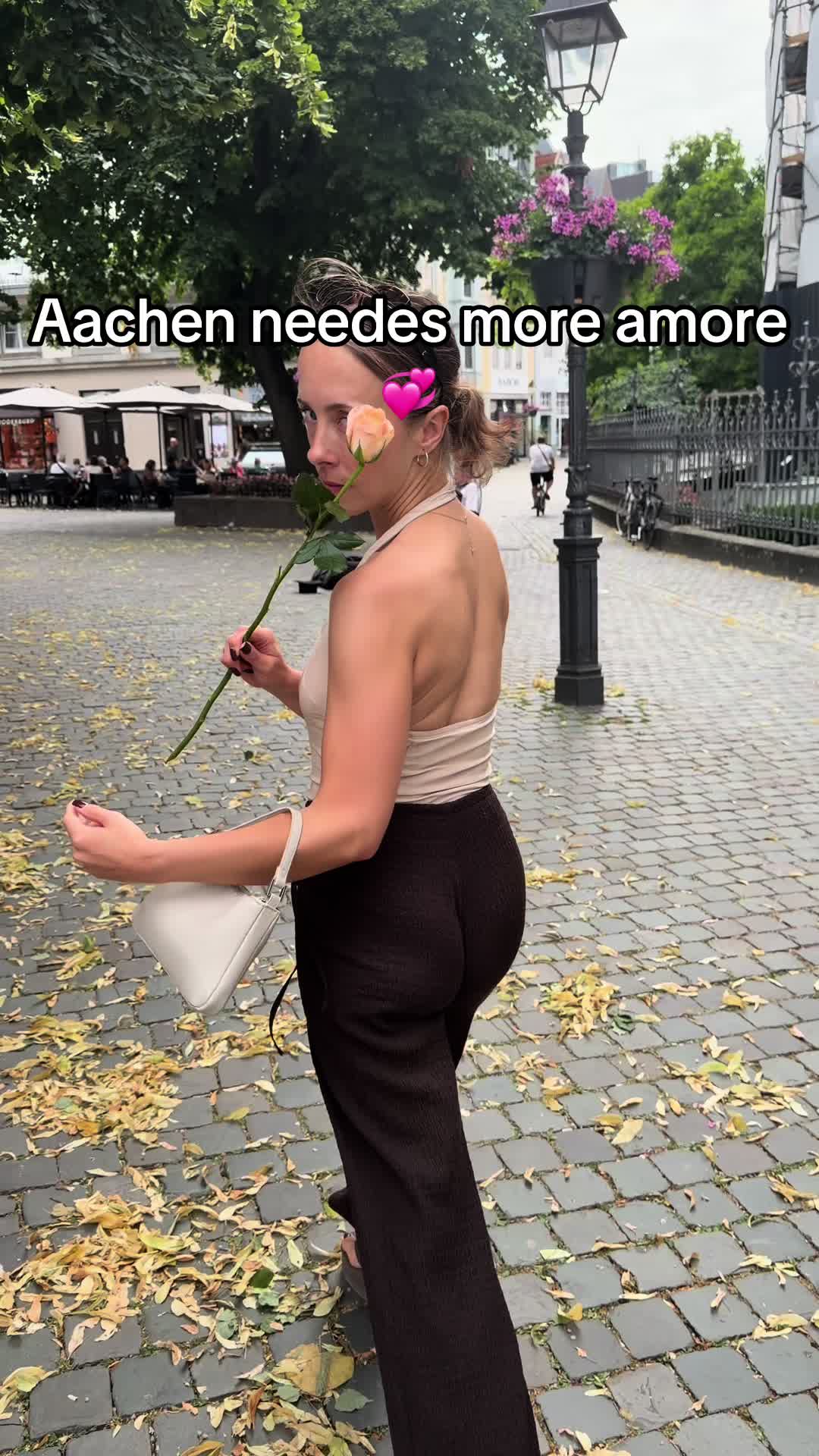 @Laramarieconrads