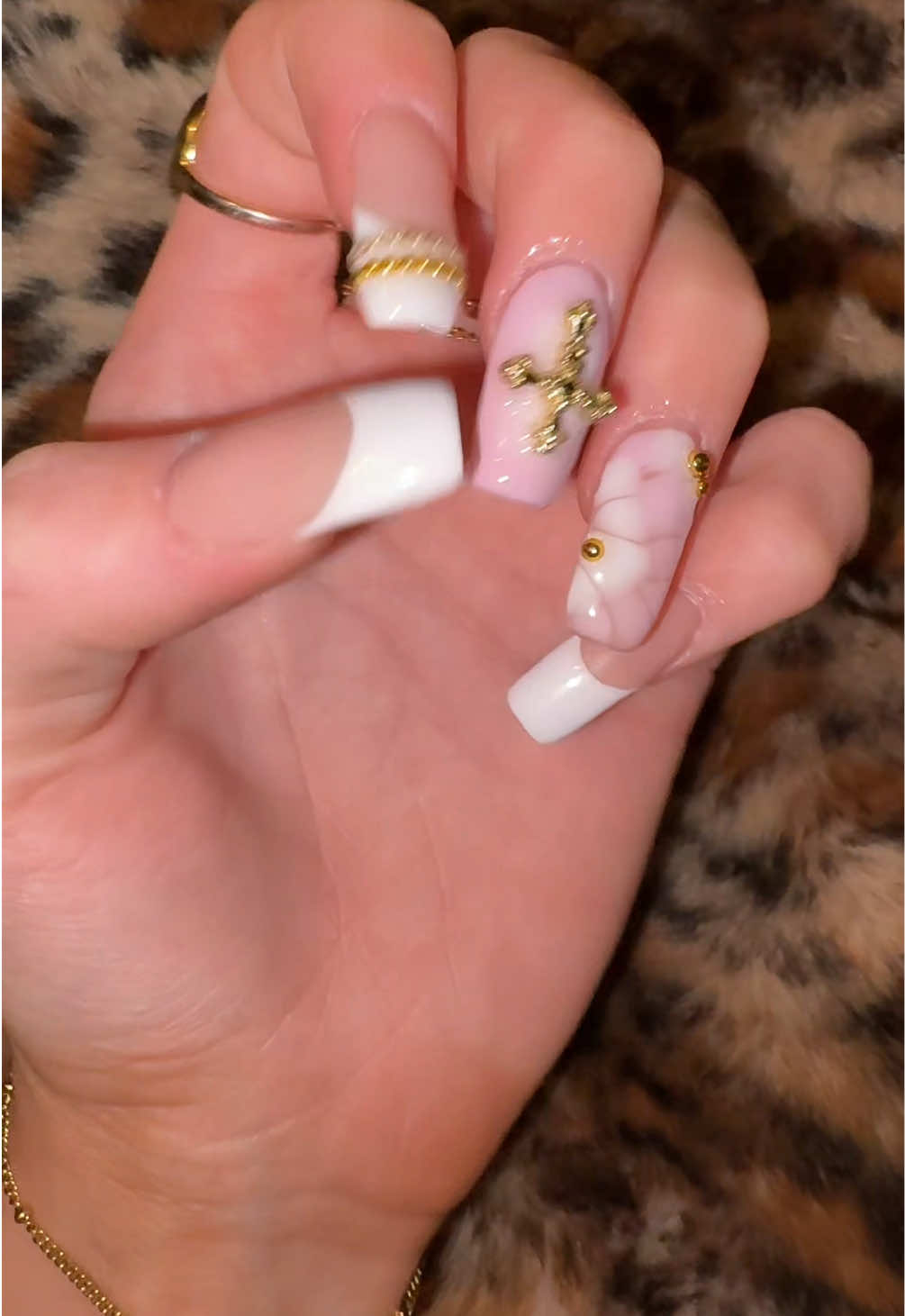 @destinee