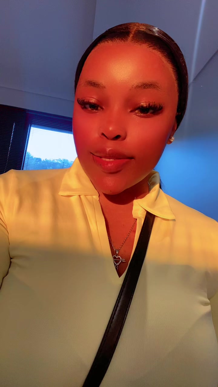 @nomthawenkosi🇿🇦