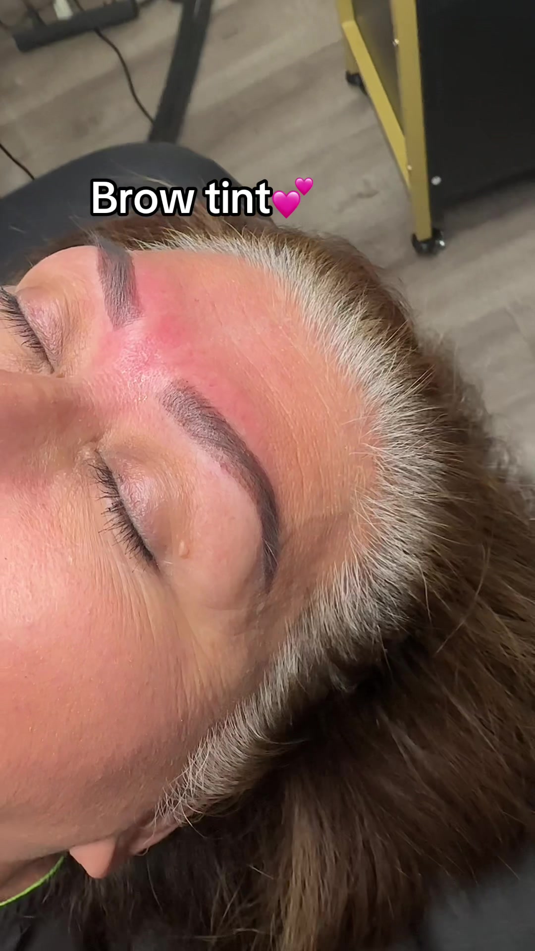 @Oc Brows|Wax|Massage_Mariel