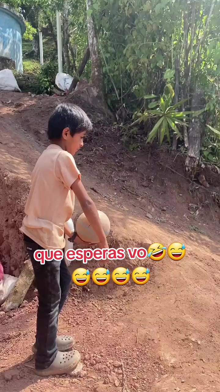 @Camacho