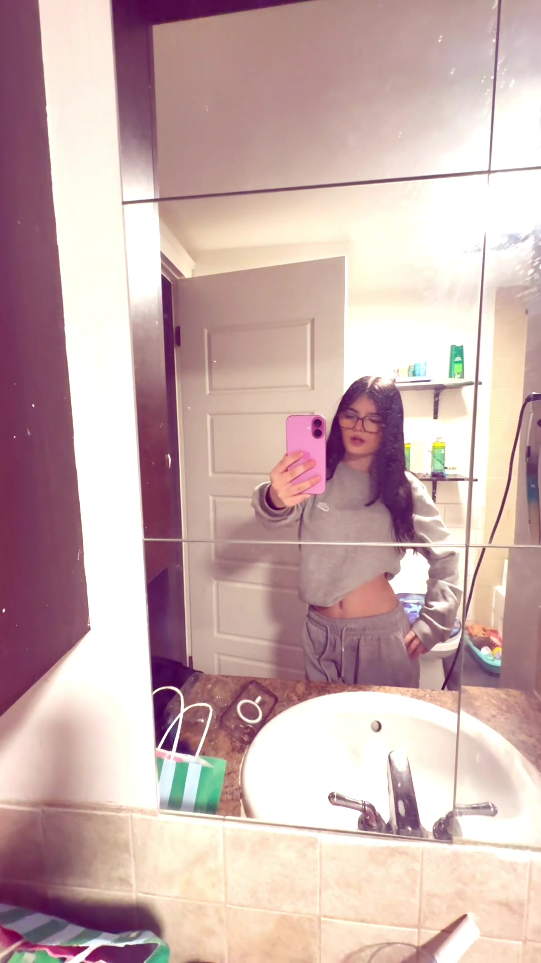@urfavv._layla._