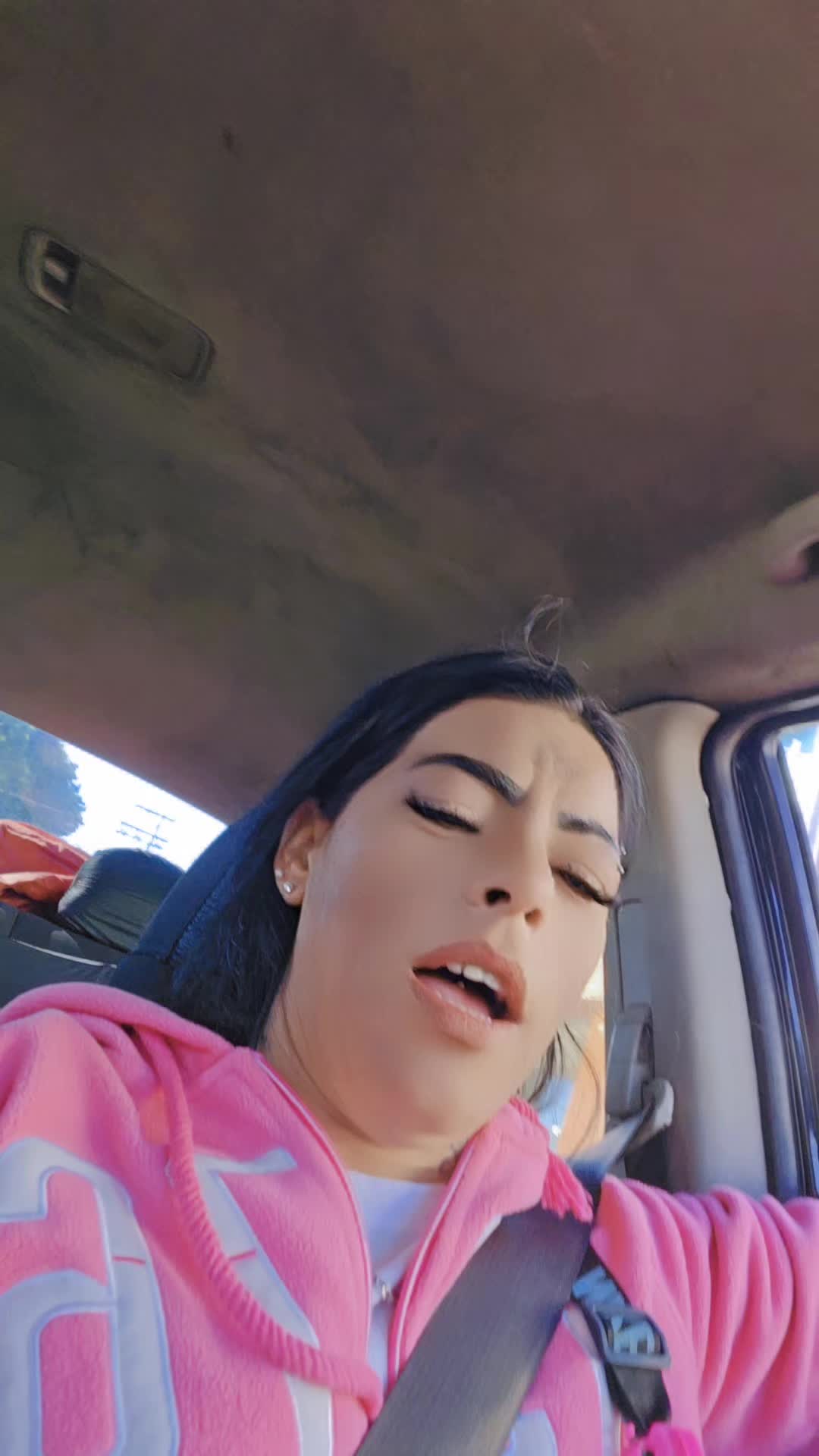 @Katia a maia  sousa