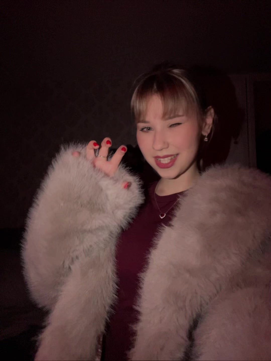 @даша