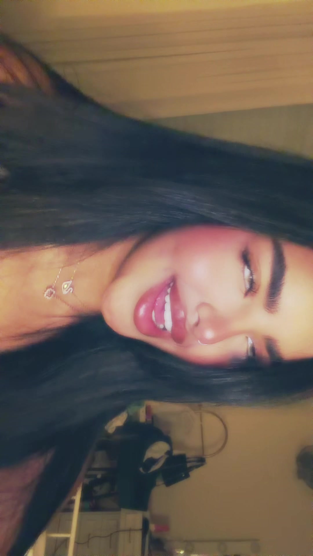 @Lara ๐