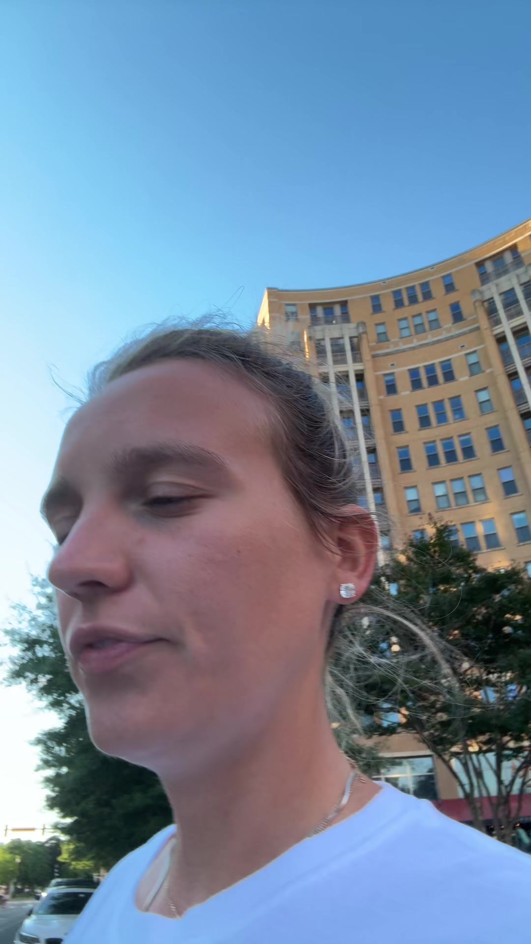 @Lu