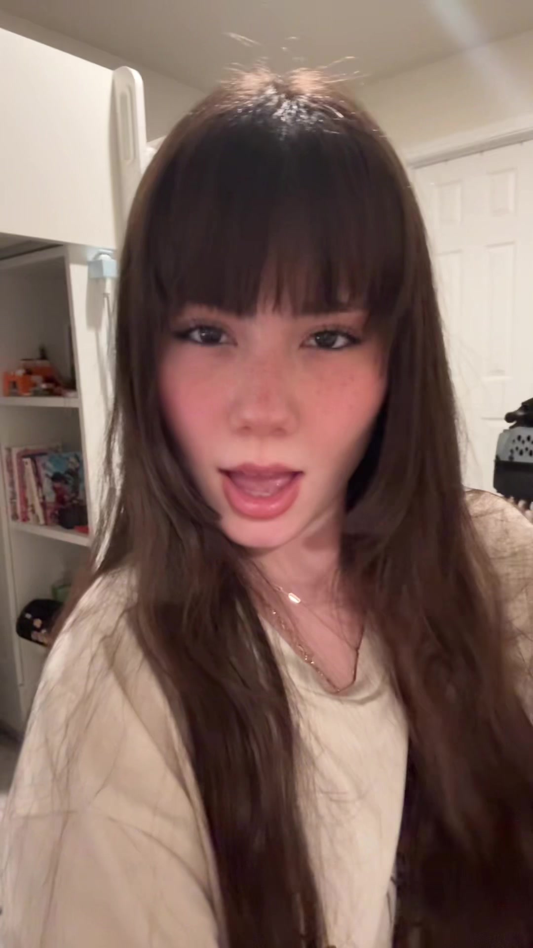 @C⋆˚꩜.ᐟ