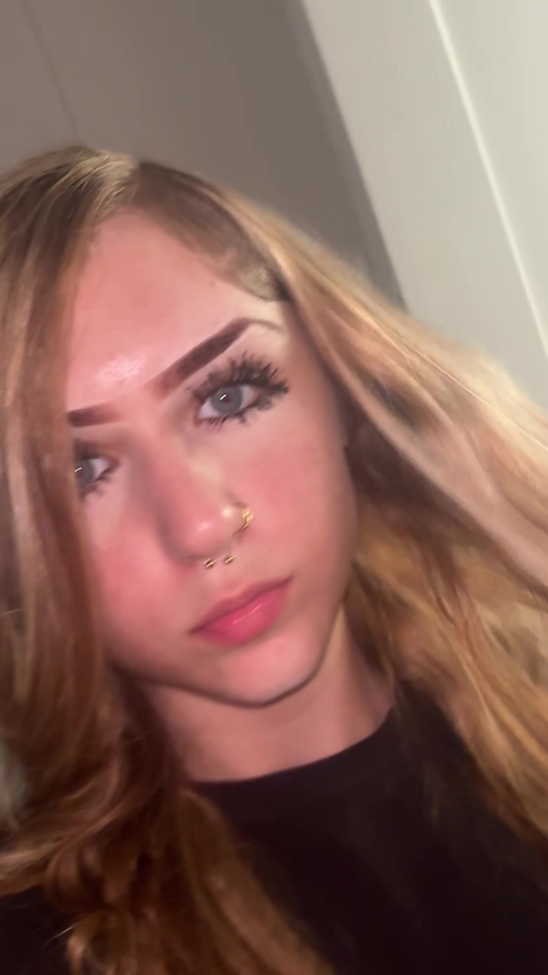 @💋.