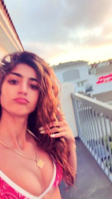 @Eva