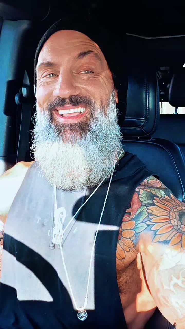 @Vug_77