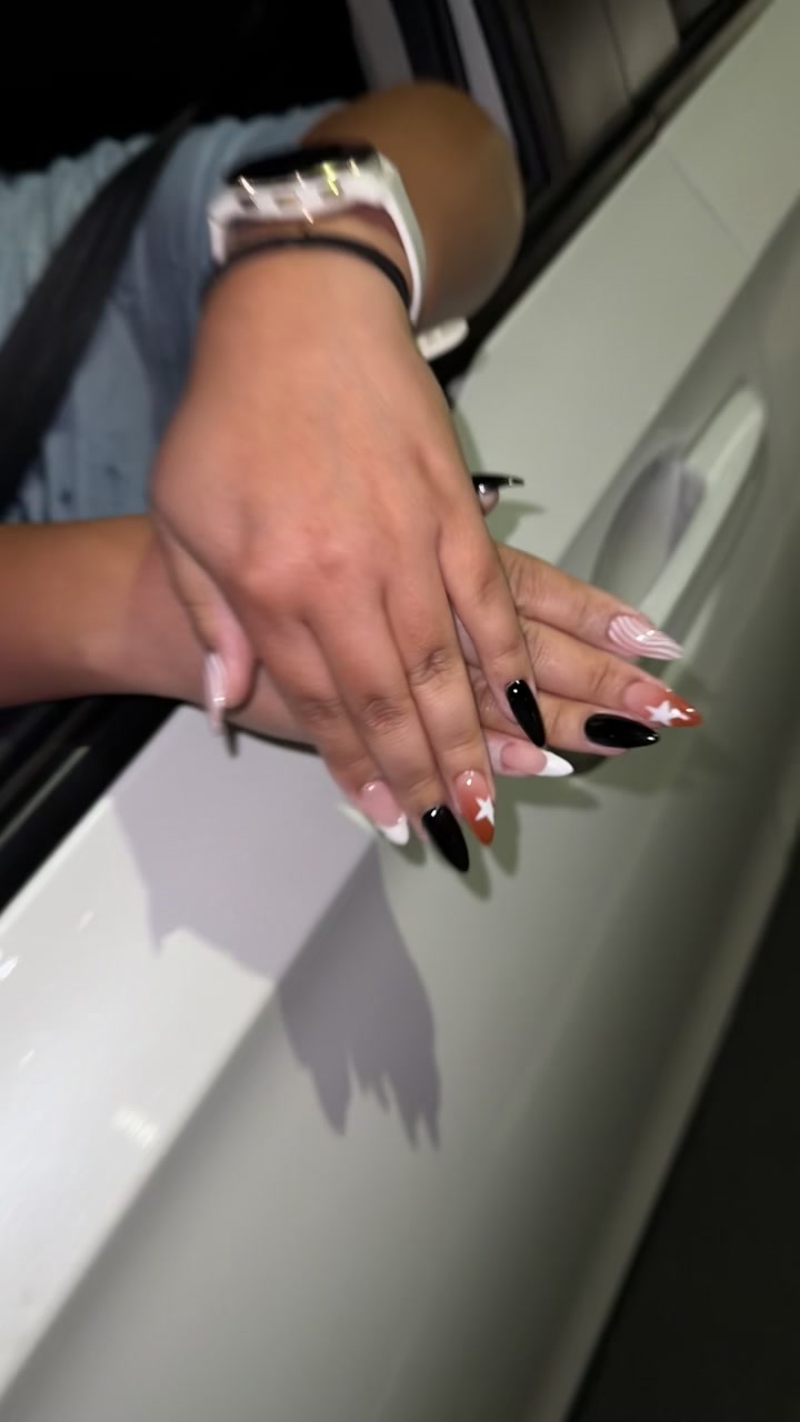 @annangunails