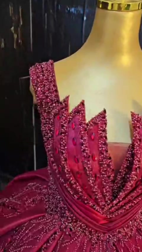 @سترة ملكة