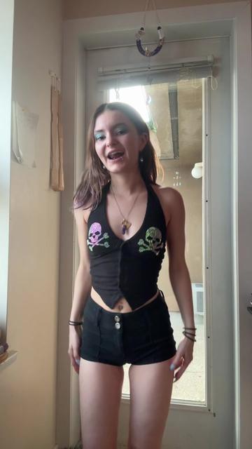 @Baylee 💜🇨🇦