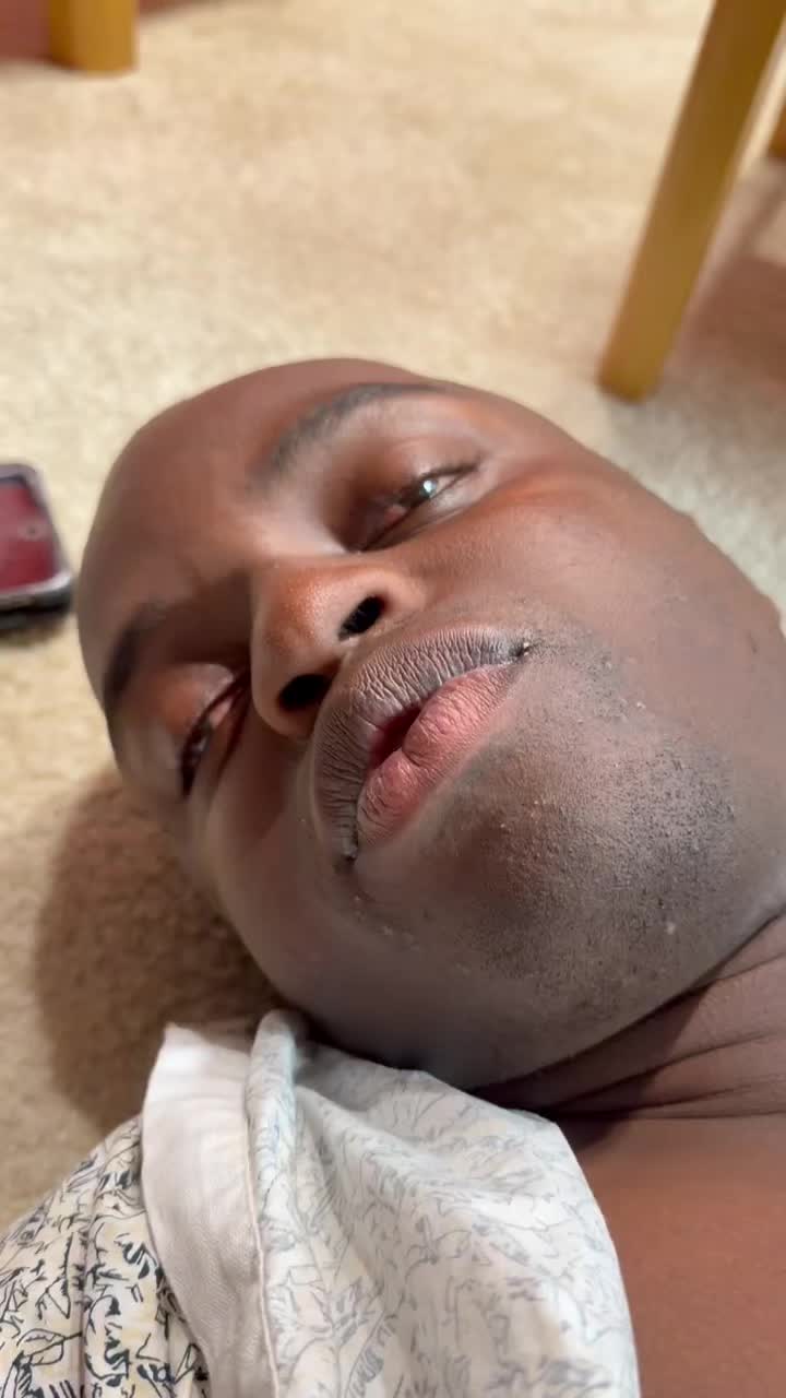 @celineebee