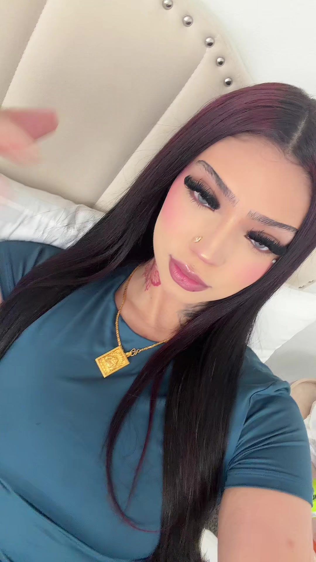 @Aysslin