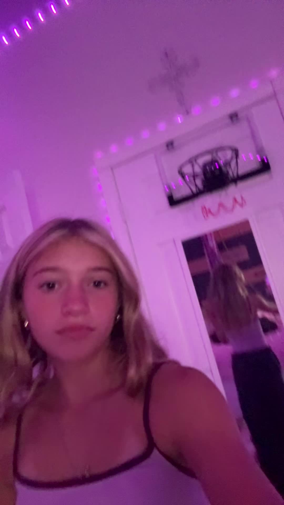@Missbombastic