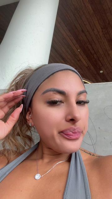 @Cassie<3