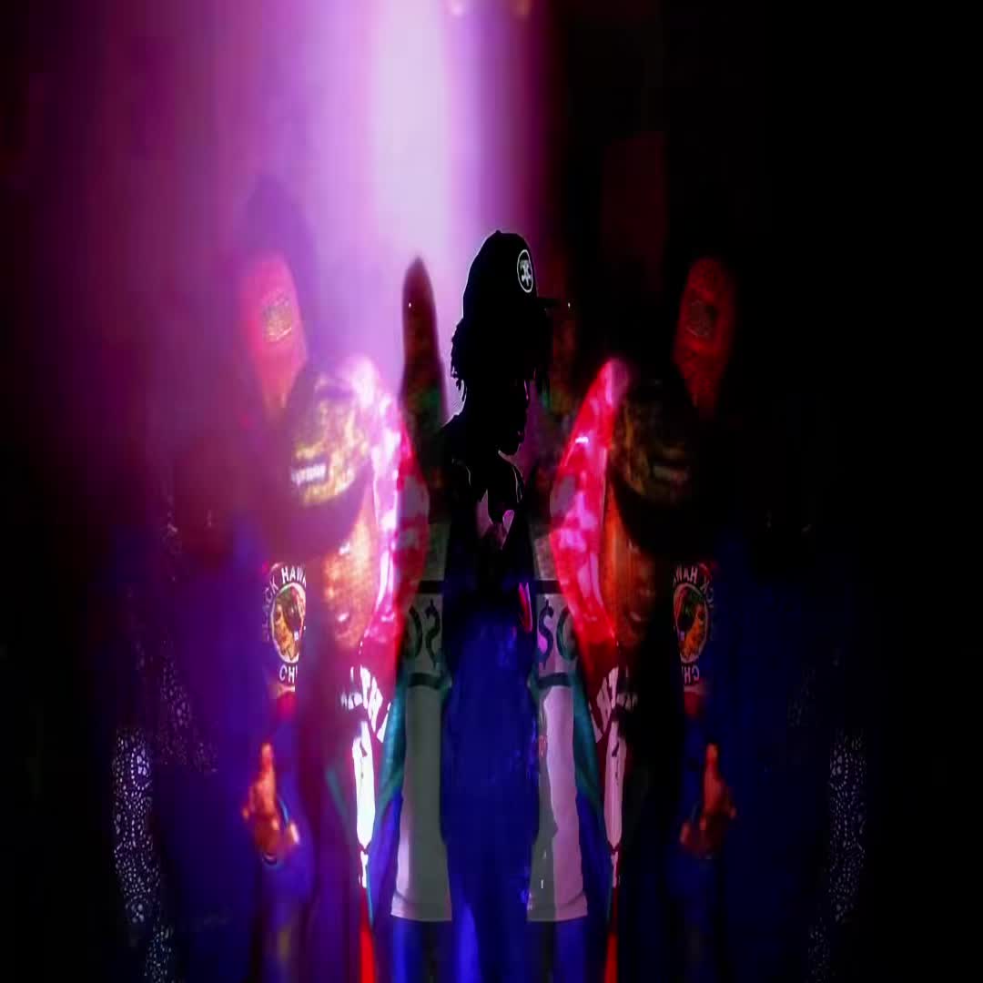 @★