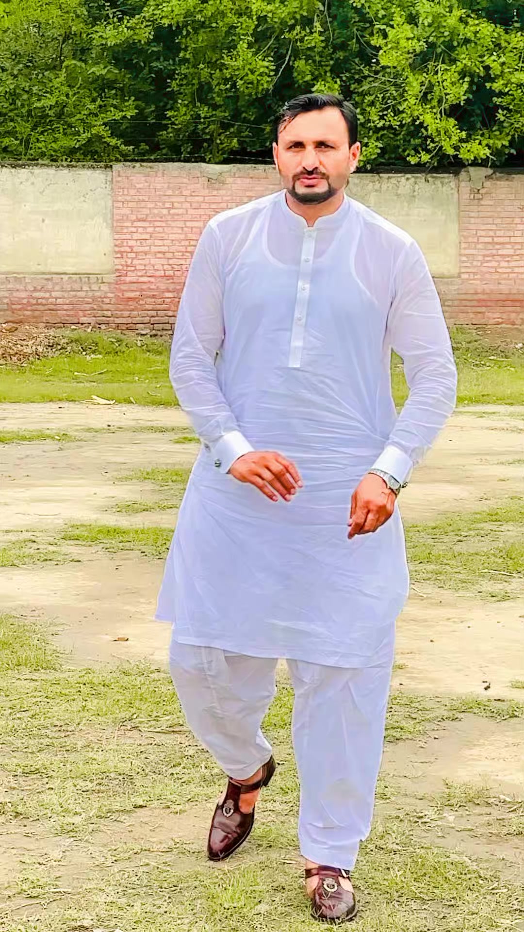 @Adeel chaddhar 106