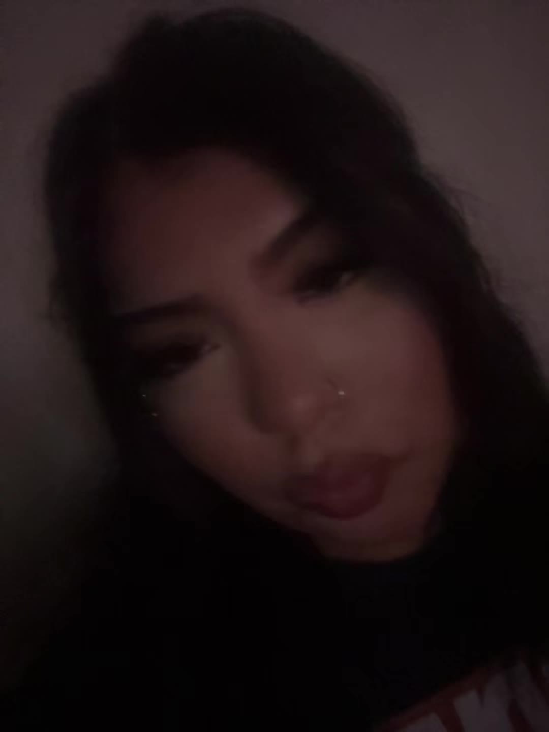 @Mariꨄ︎