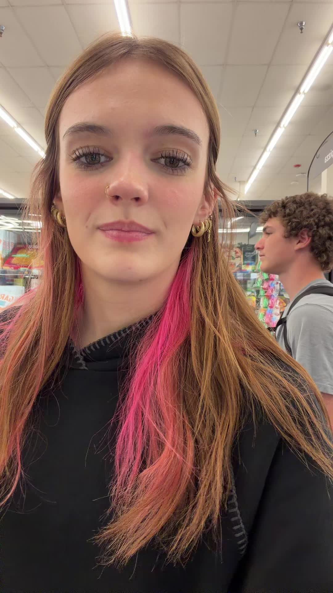 @🦄