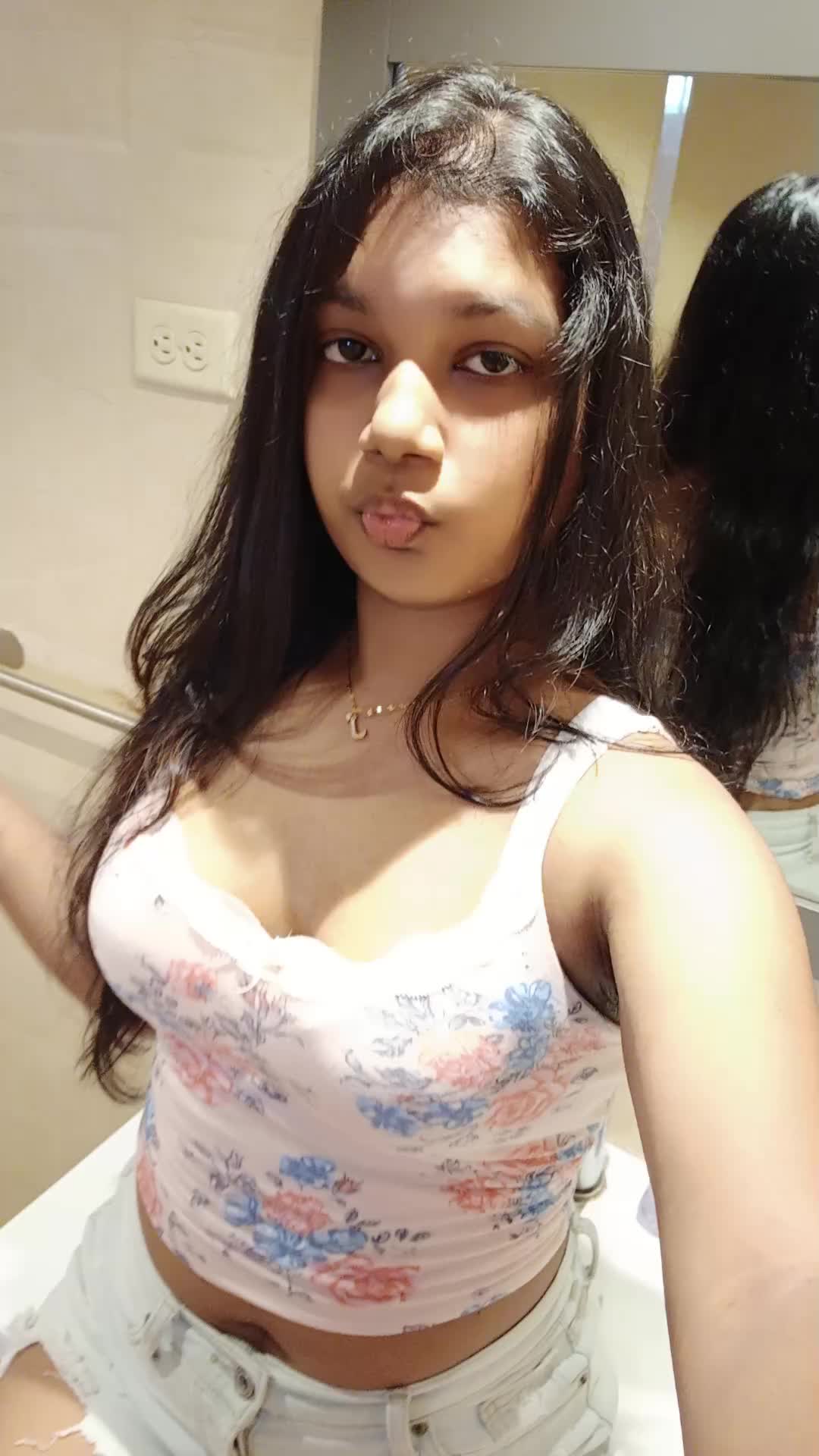 @Jaya💙🦋
