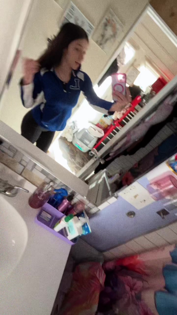 @Anna_sally12