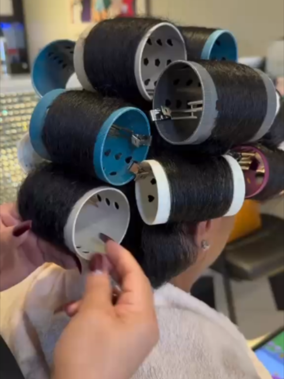 @Salon 809