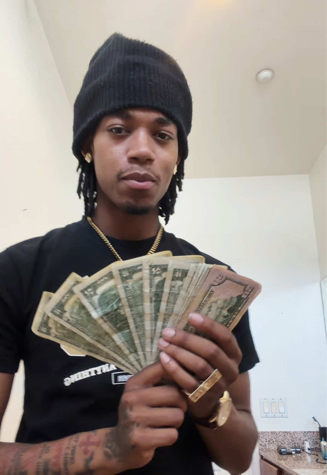 @Dev1n Bankz