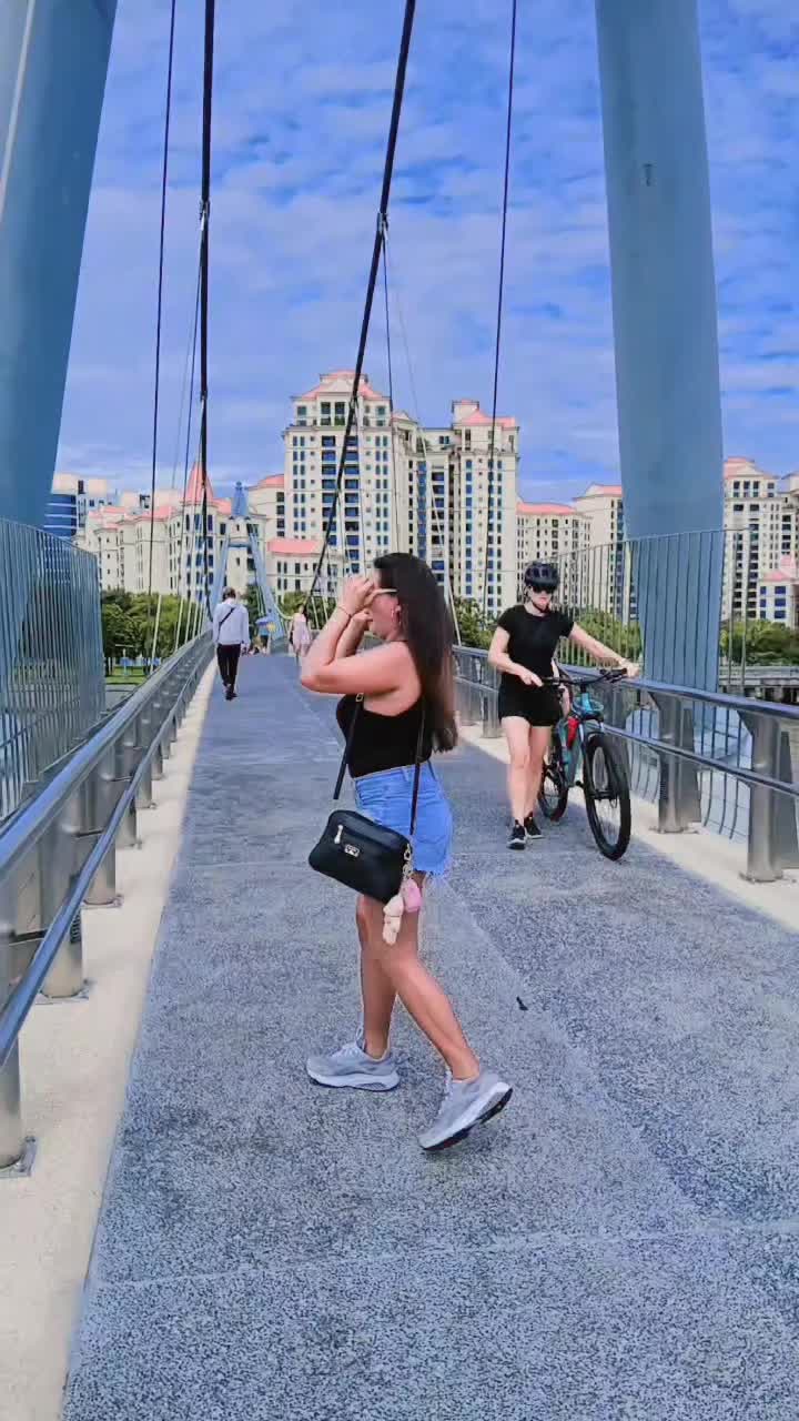 @E L L E ♡⁷