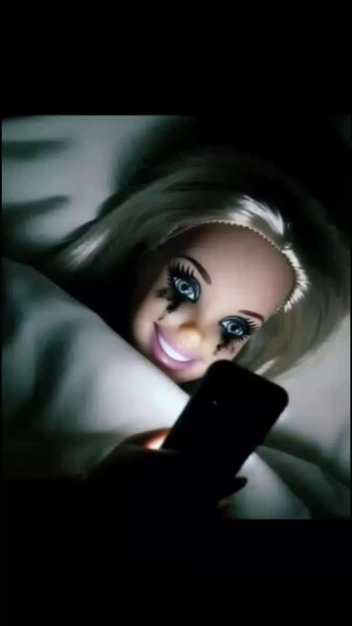@WeiRd BarBiE