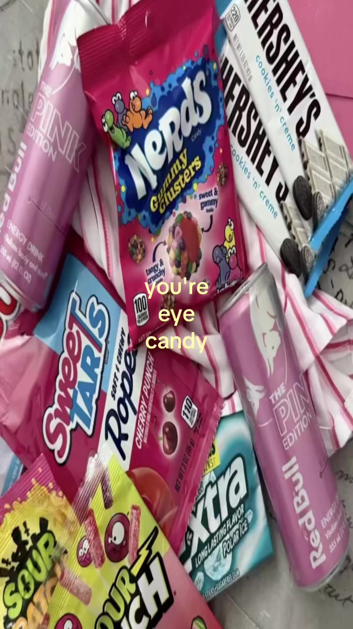@^,..,^