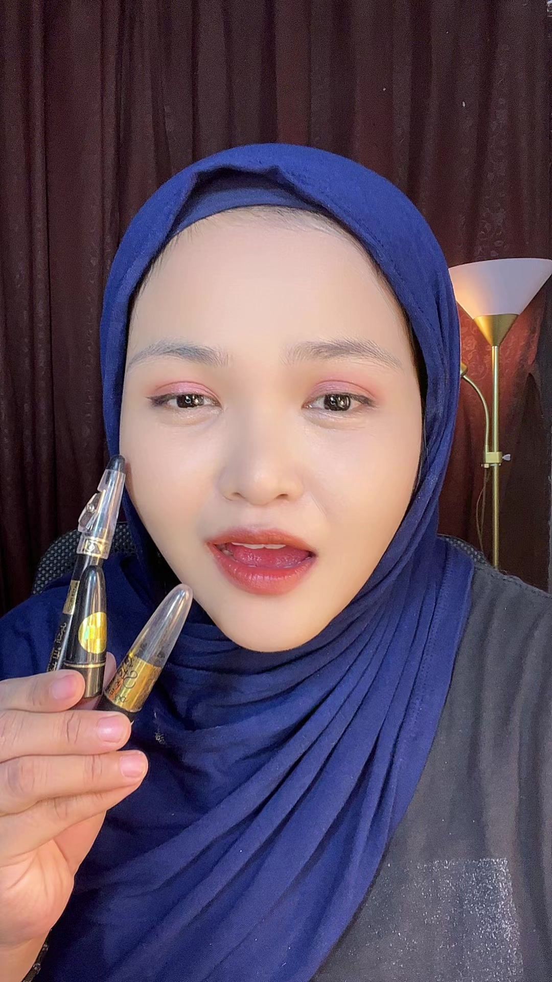 @Deeklaanaa2
