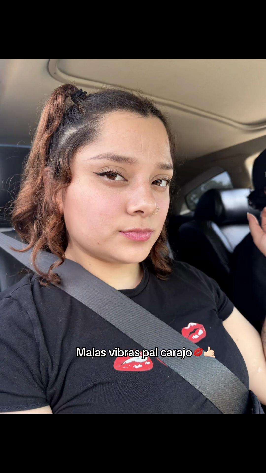 @𝑬𝒔𝒎𝒚💋