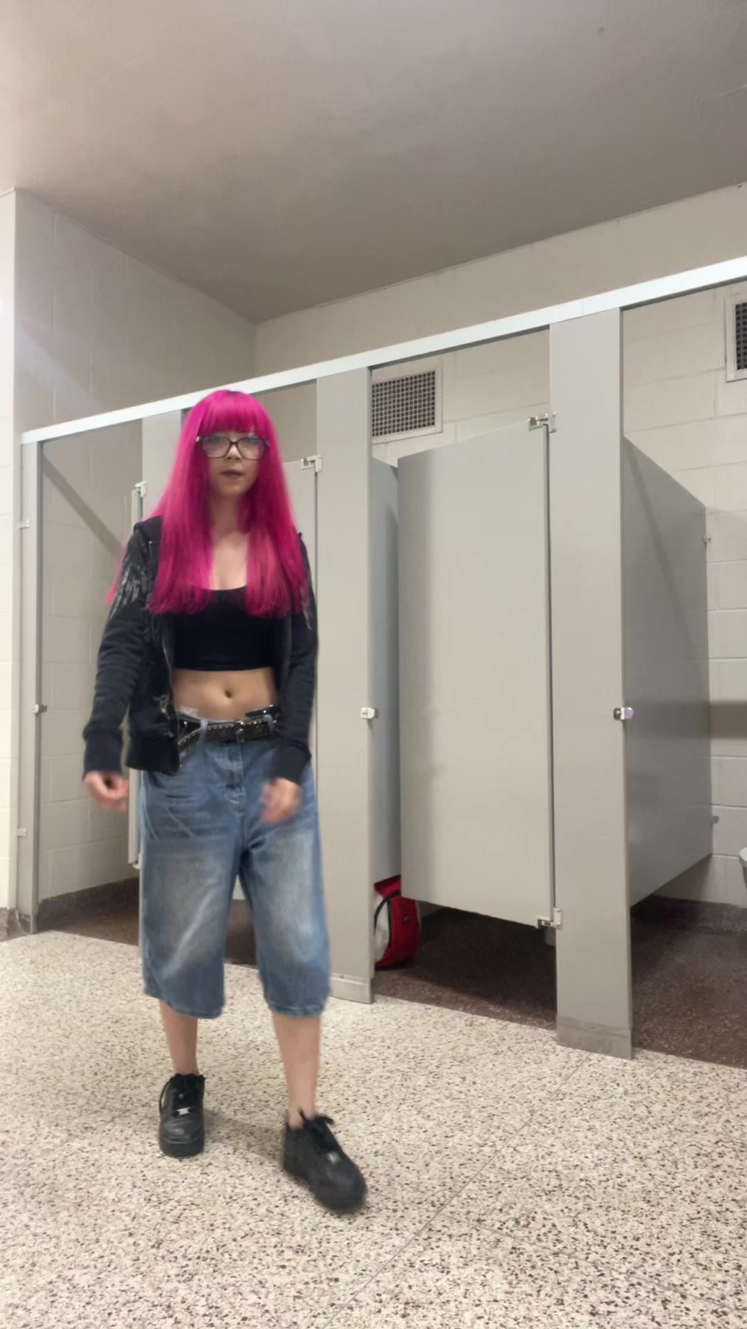 @litowllybakugoat