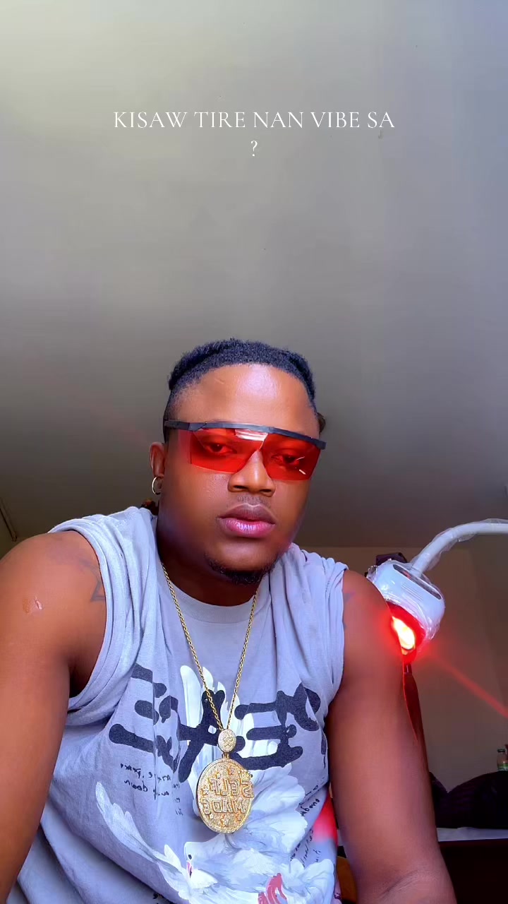 @𝒟 𝐼 𝑀 𝐼 𝐿 𝒪 𝑀_𝑅 𝐸 𝒟