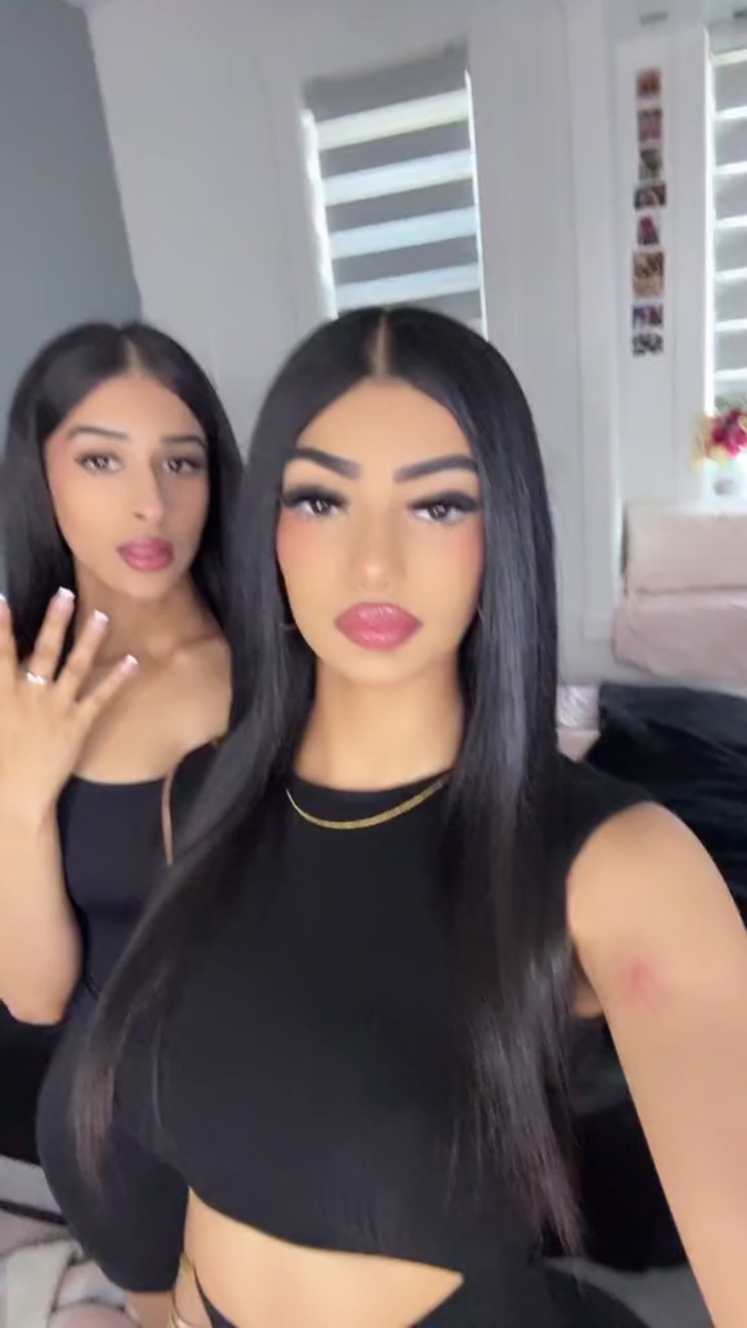 @𝒥