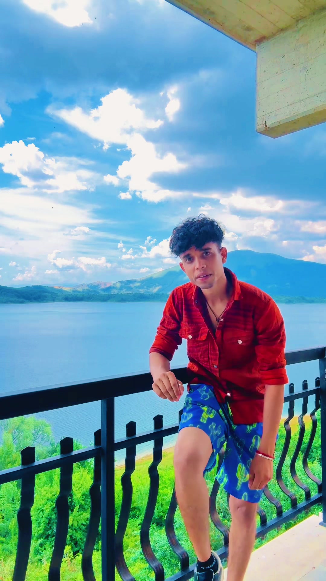 @JoJo>99🇪🇺🍭