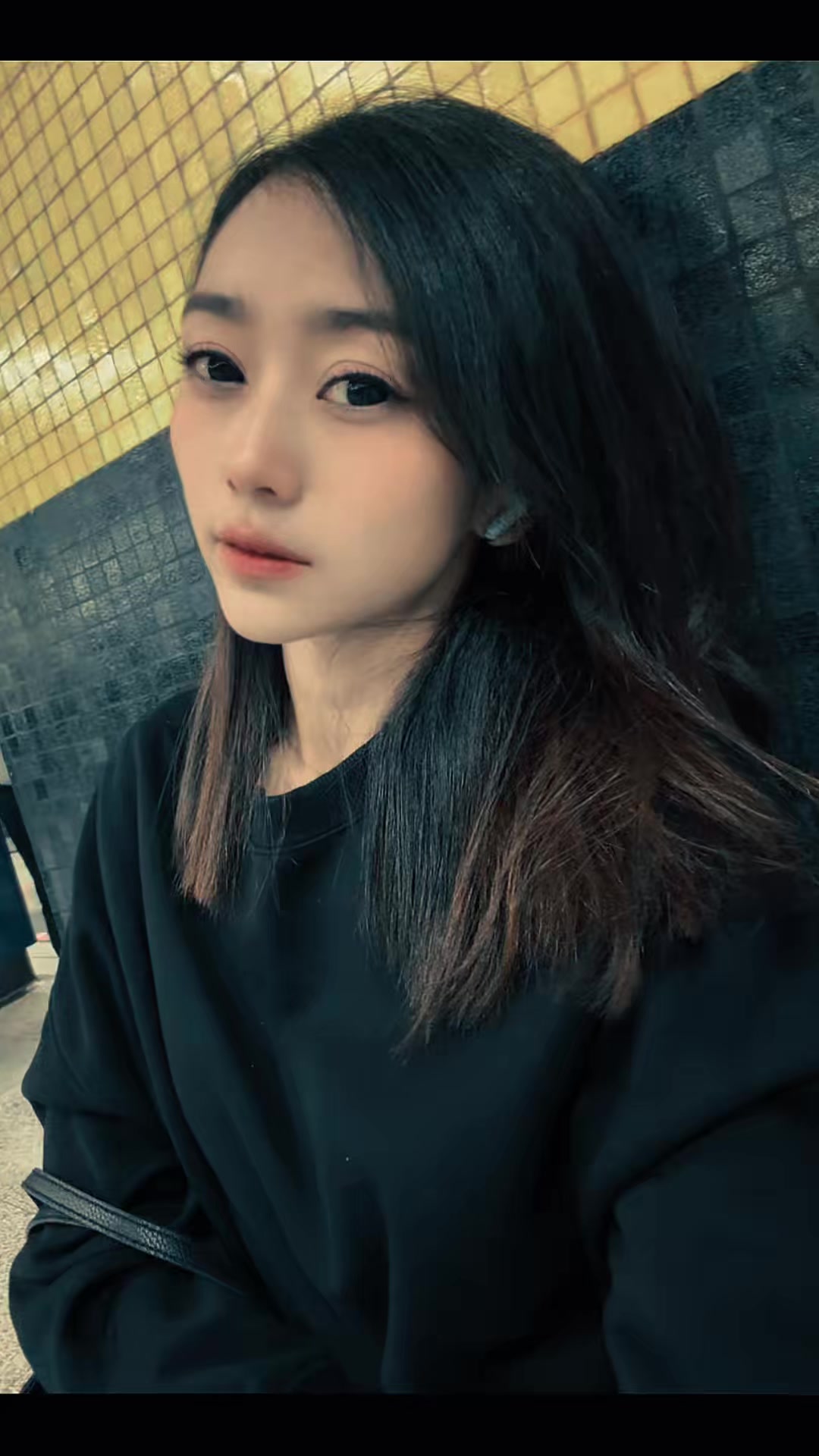 @🖤
