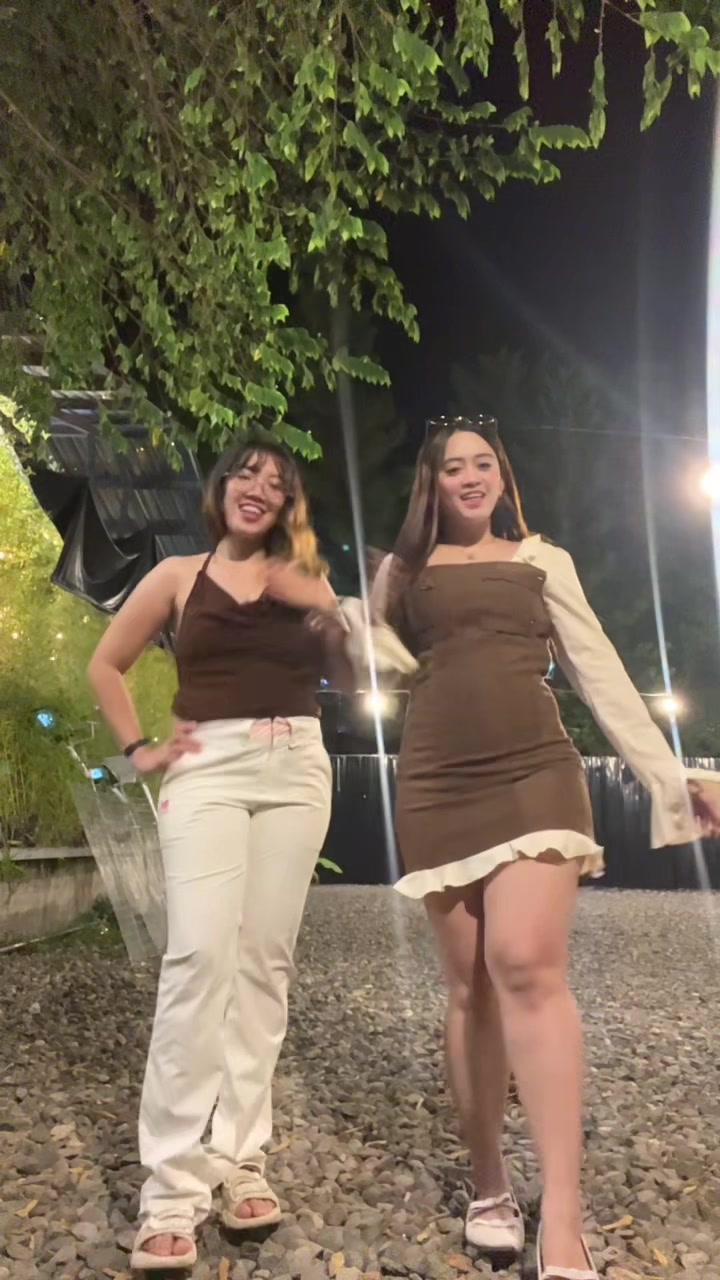 @제니