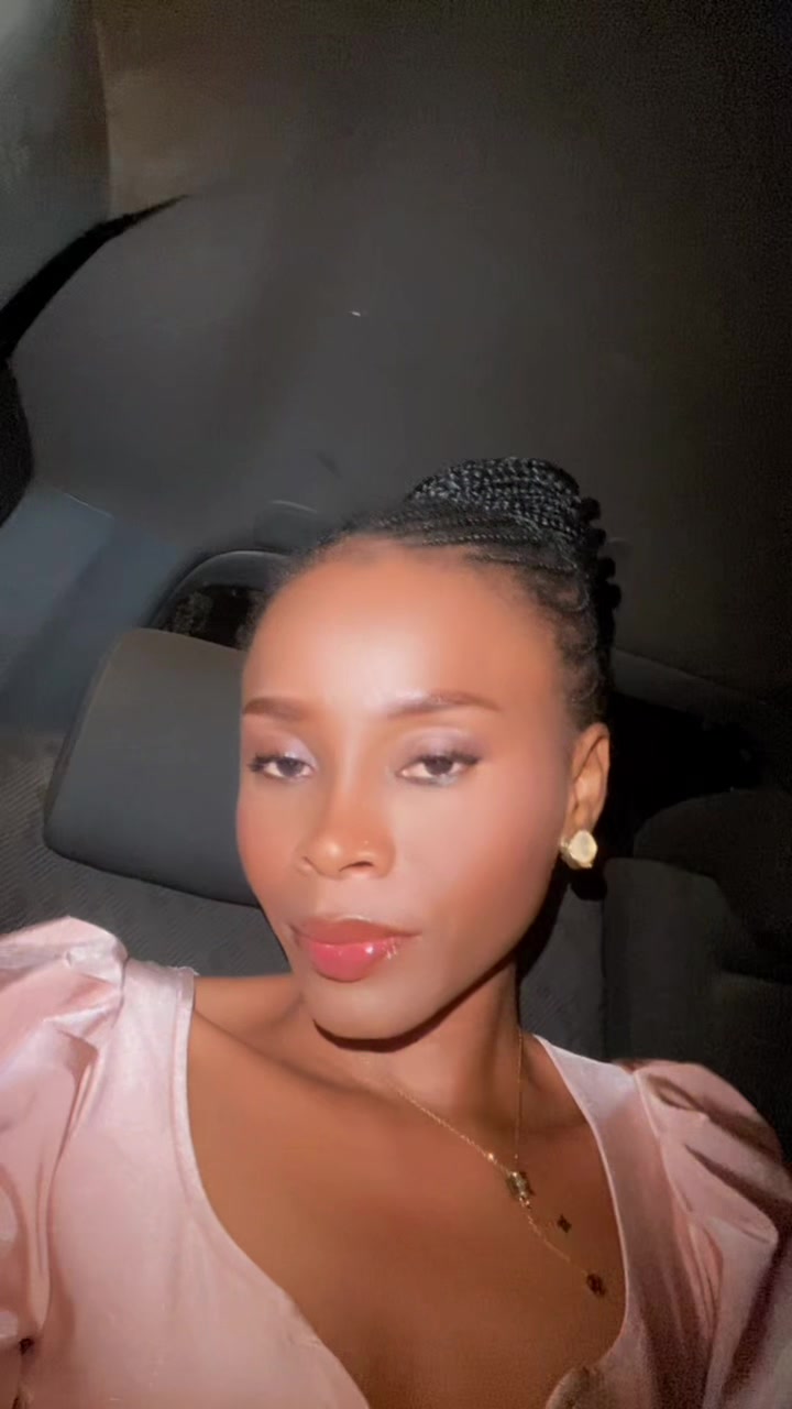 @Kayriana🦋🌹