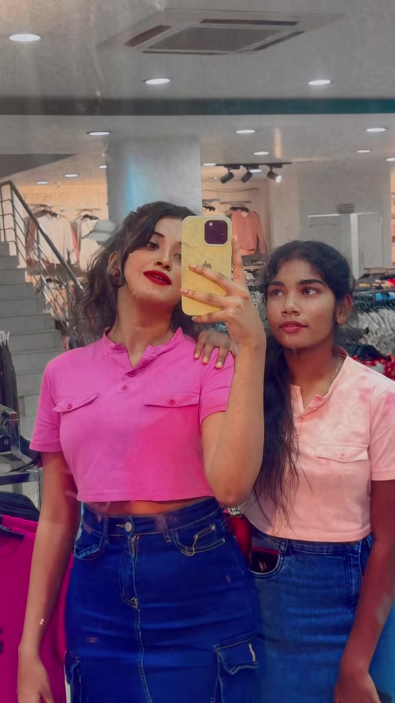@චූටී 𝐠𝐢𝐫𝐥⇝💋🧚♀️