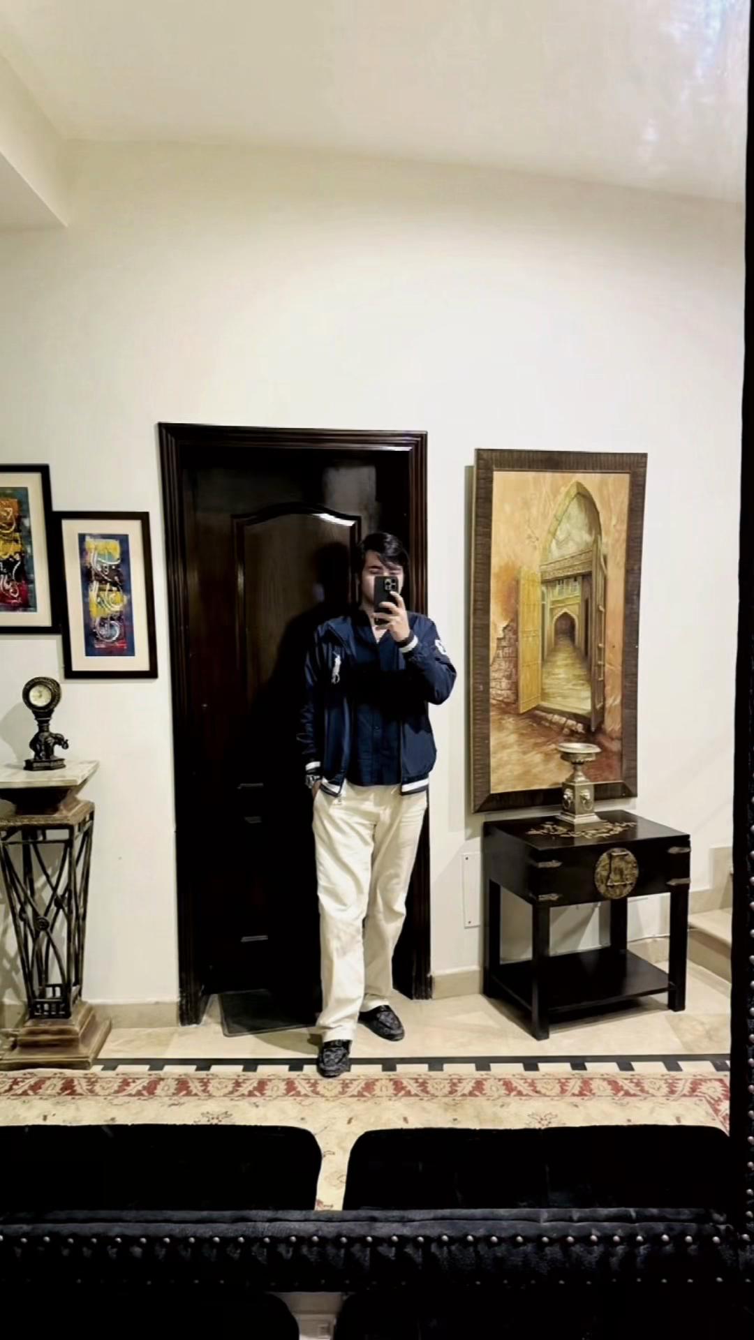 @𝐇_ℋ𝒦👑