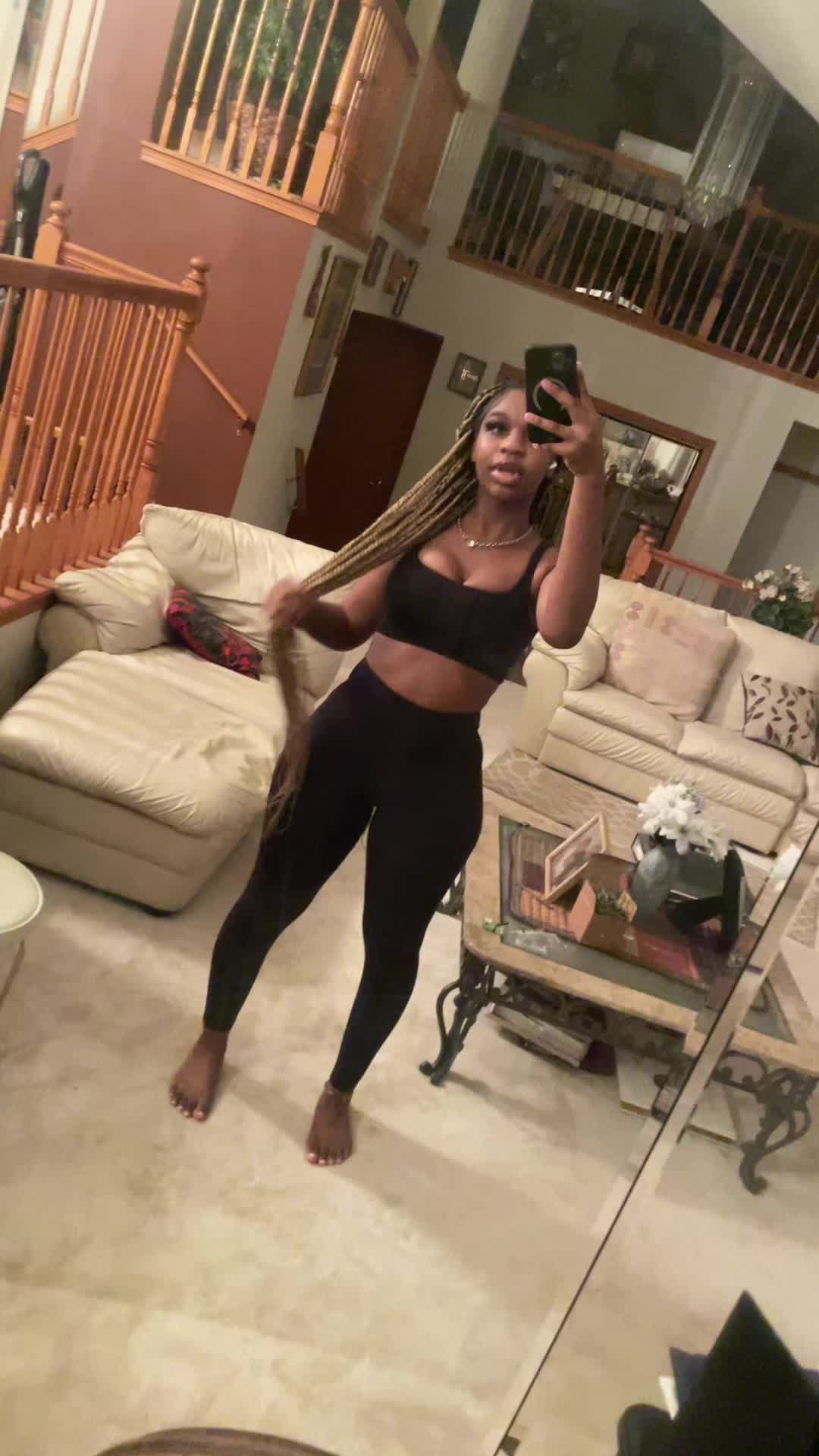 @hearteyes4dez
