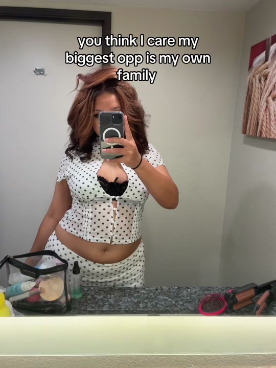 @️