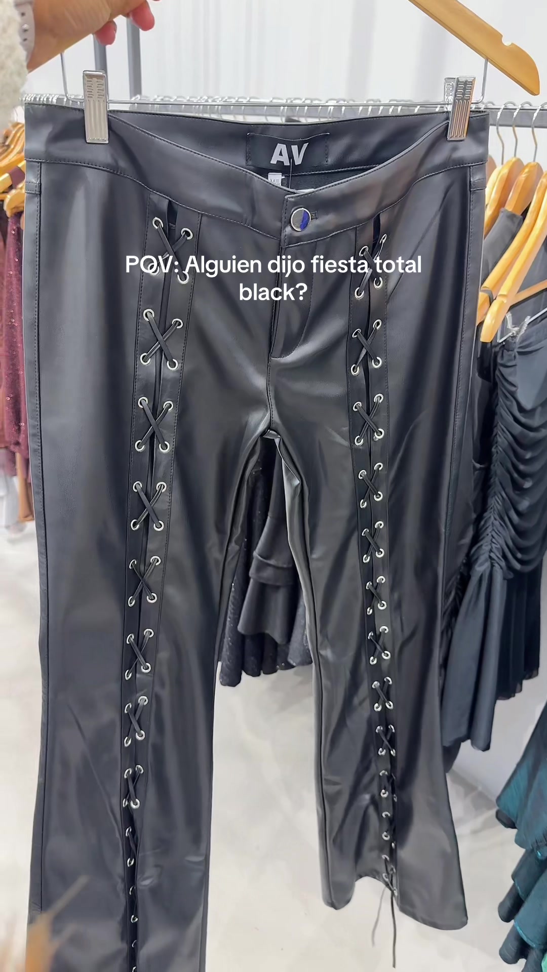 @AV