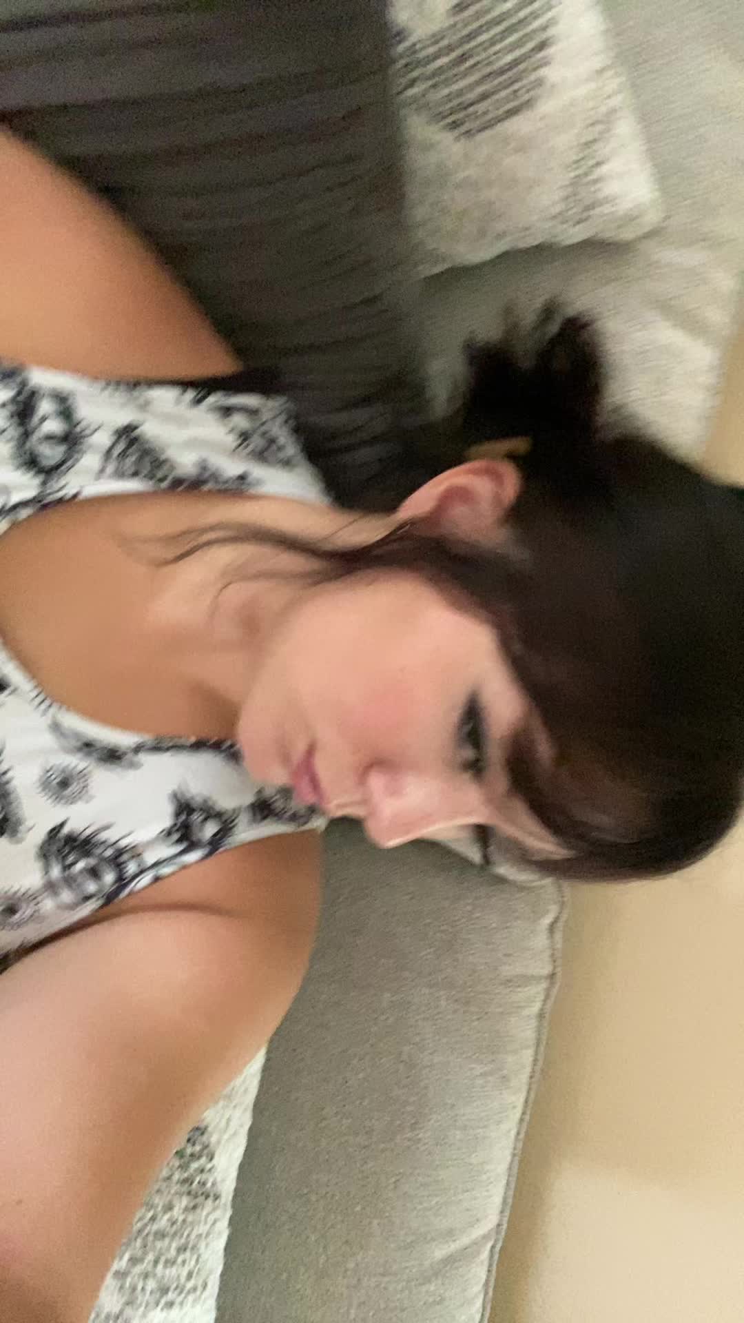 @Emily 🐌