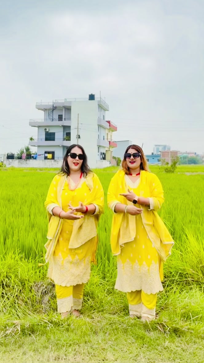 @meena gyawali (मुस्कान)